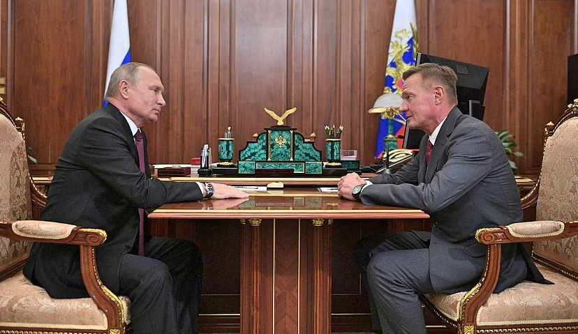 Путин взе главата на министъра на транспорта