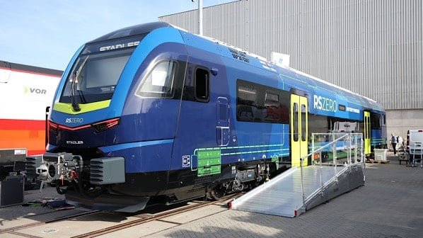 Купуват 10 нови влака на биодизел