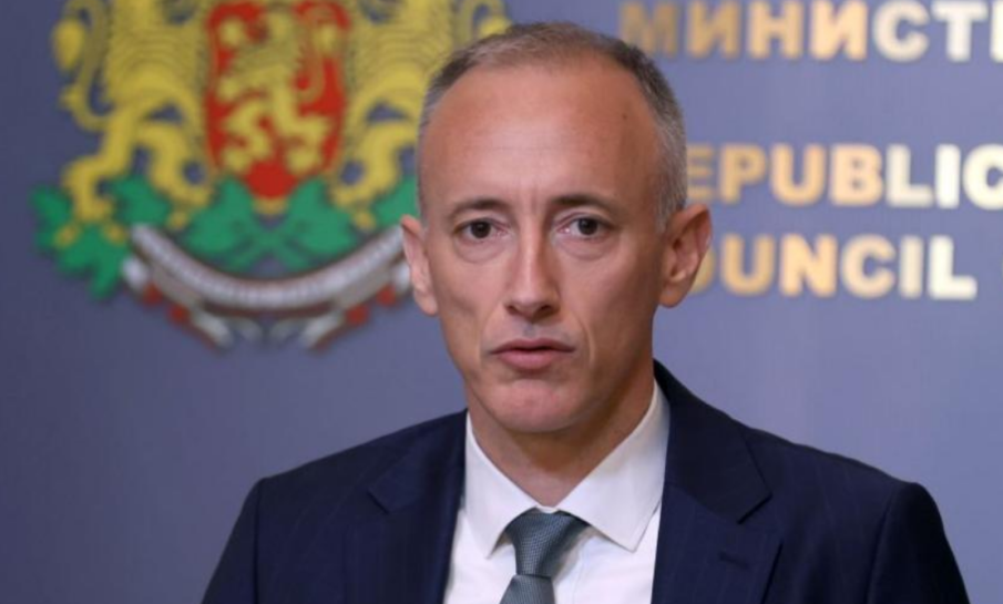 Просветният министър: Ученическите пътувания станаха много по-пълноценни