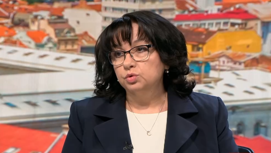 Теменужка Петкова: Договорът с Боташ ще влезе в учебниците по право за това как не трябва да се постъпва
