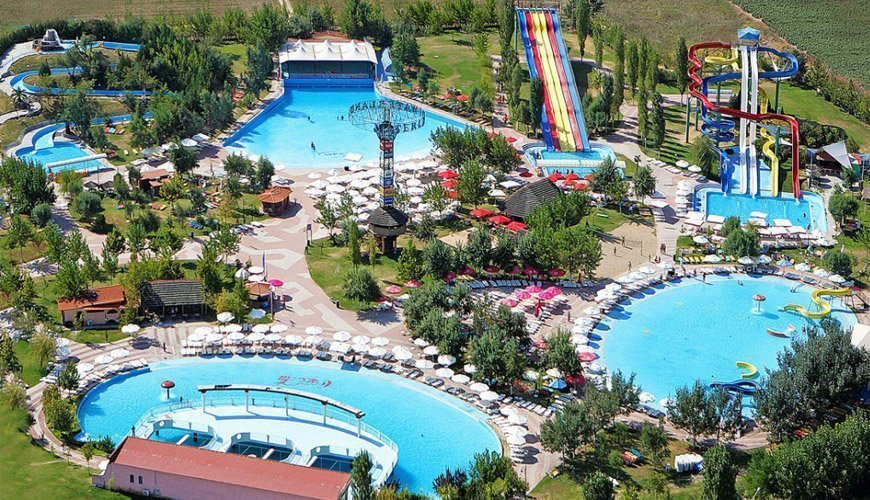 Халкидики губи туристи: Голям спад на посетителите тази година