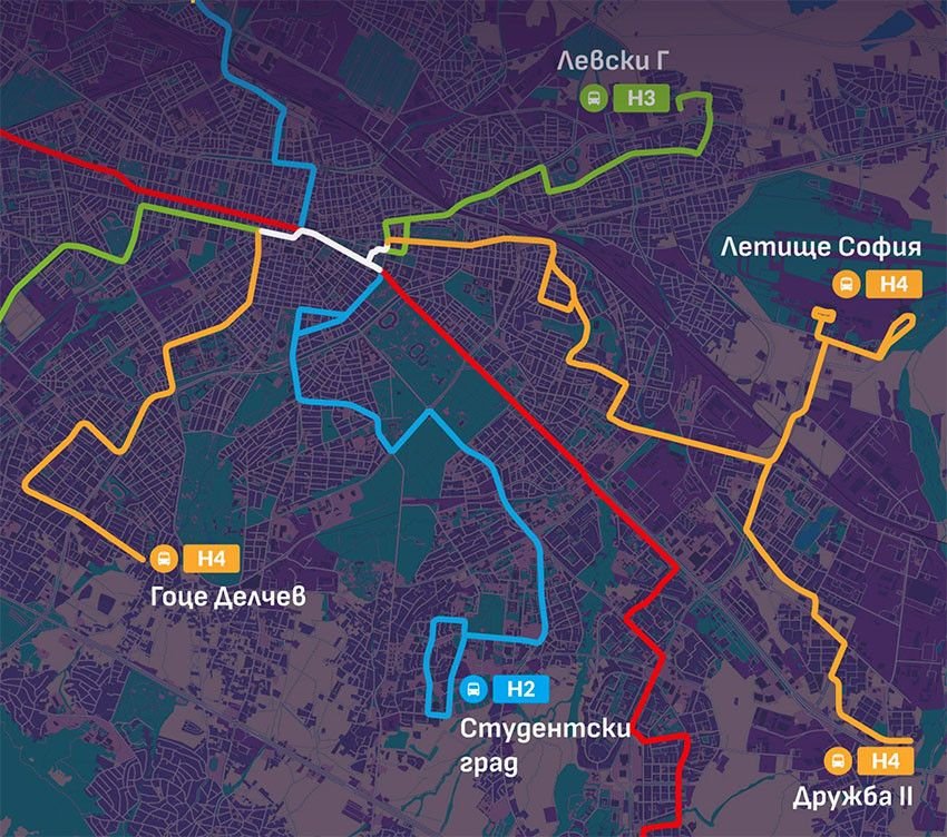 Автобусната нощна линия N4 вози до двата летищни терминала на София