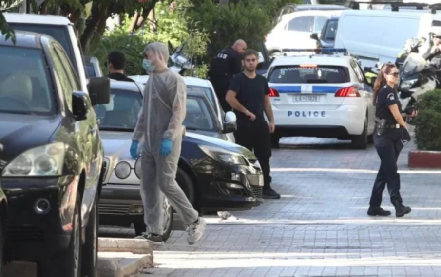 Откриха бомба в дома на гръцки журналист