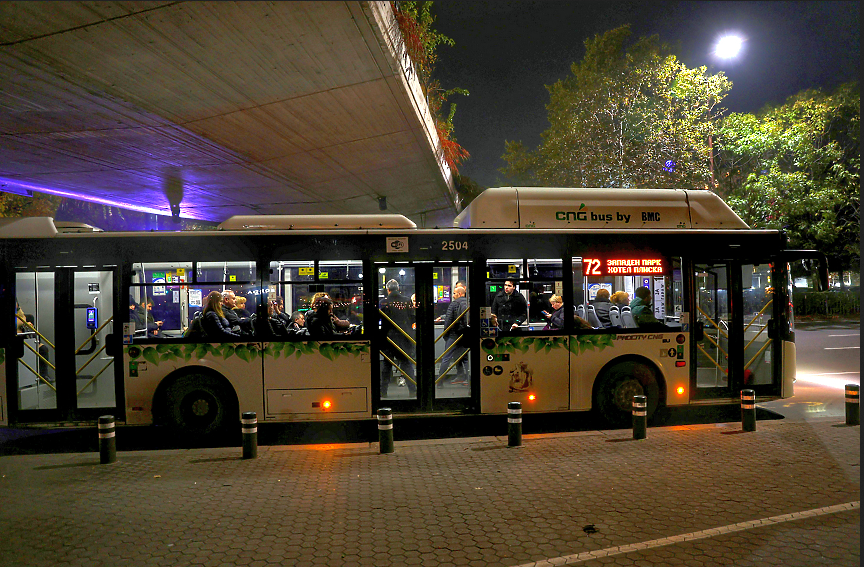 От 14 юли започва да се движи нощният автобус до летище „Васил Левски“