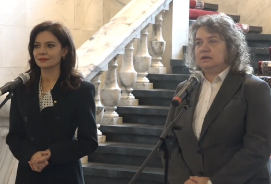 ГОРЕЩО В ПИК TV! Председателят на парламента на Албания на посещение в Народното събрание. Наталия Киселова: Това е знаково (ВИДЕО/ОБНОВЕНА)