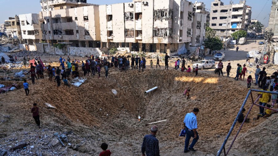 Десет души, сред които шест деца, са убити при израелски въздушен удар в Газа