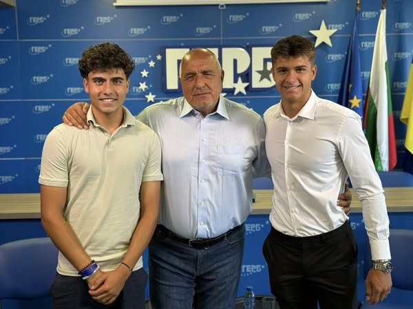 Бойко Борисов поздрави младите надежди на българския тенис (СНИМКИ)