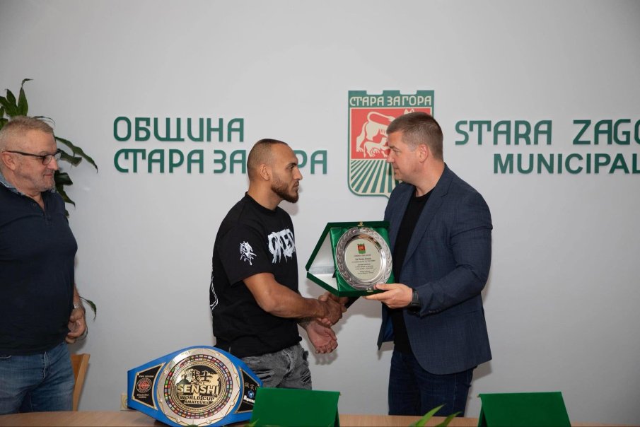 Кметът на Стара Загора поздрави Митко Илиев - ето какво каза за постъпката на Георги Валентинов