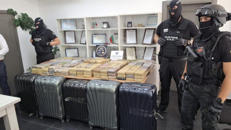 Нови разкрития за кокаина, заловен в кола на дипломат