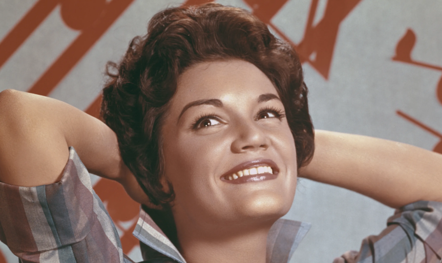 Почина певицата Кони Франсис, изпяла хита Pretty Little Baby