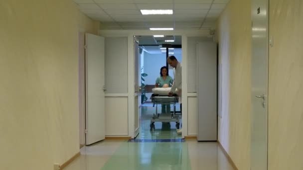 Берлинските болници се подготвят за евентуално военно положение