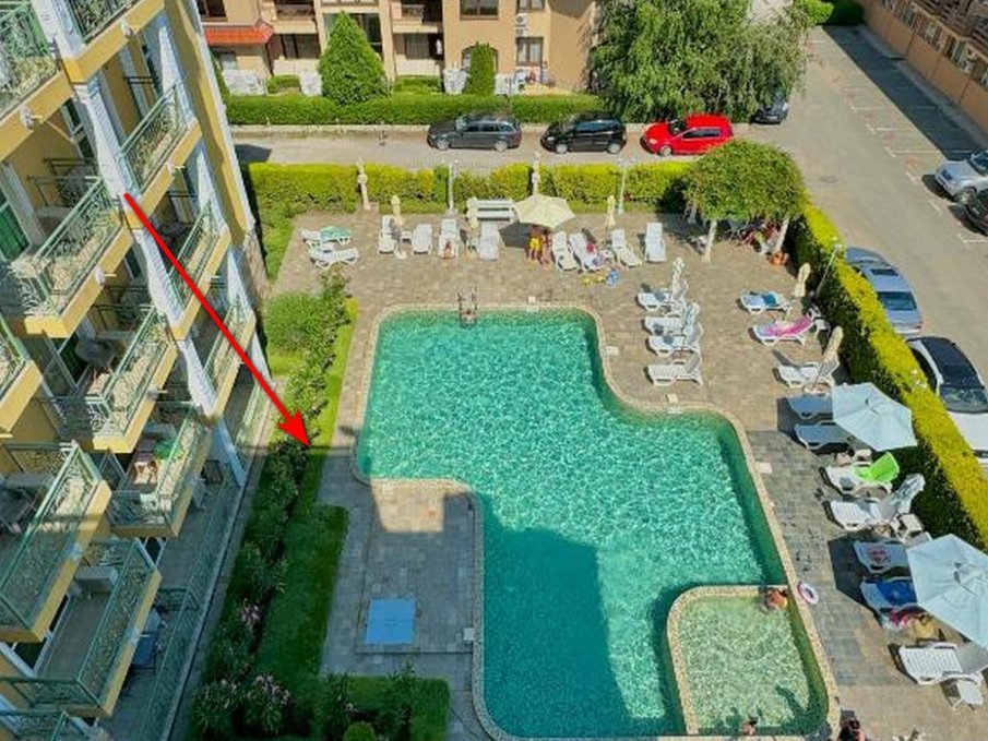 22-годишна туристка падна от балкона в Слънчев бряг и почина