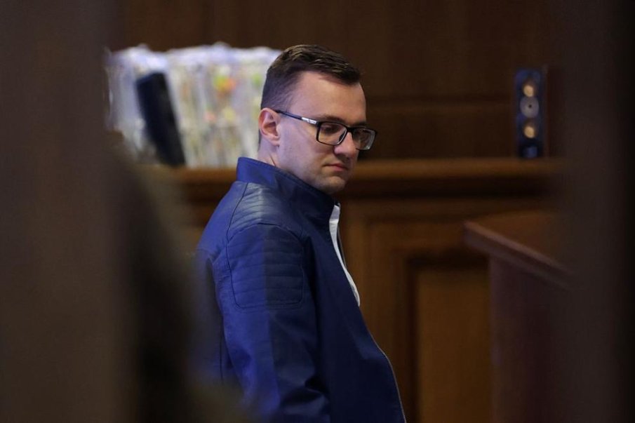 Съдът пусна след споразумение хакера от аферата с НАП Кристиян Бойков