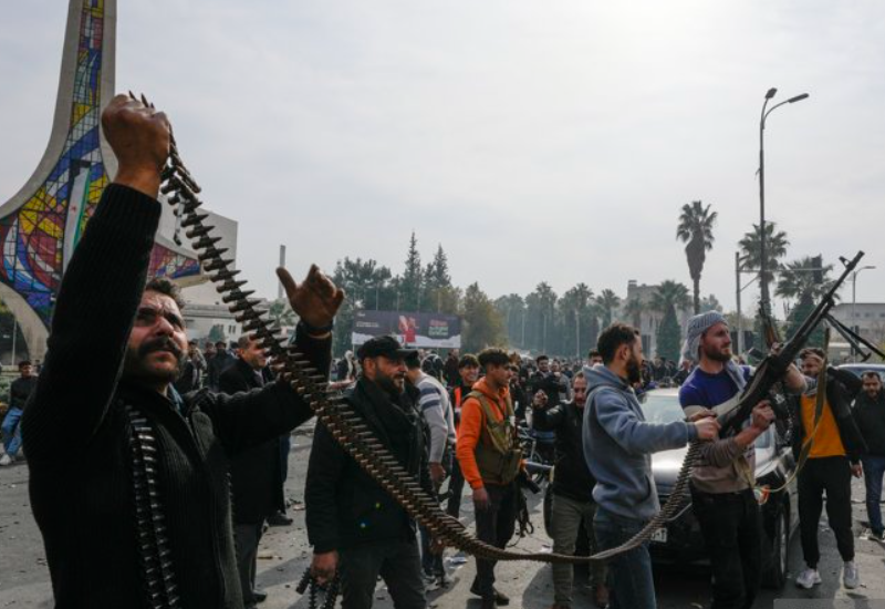 Жертвите на насилието в Южна Сирия минаха 900