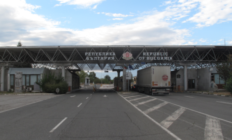 Задържани са двама румънци, опитали да подкупят гранични полицаи