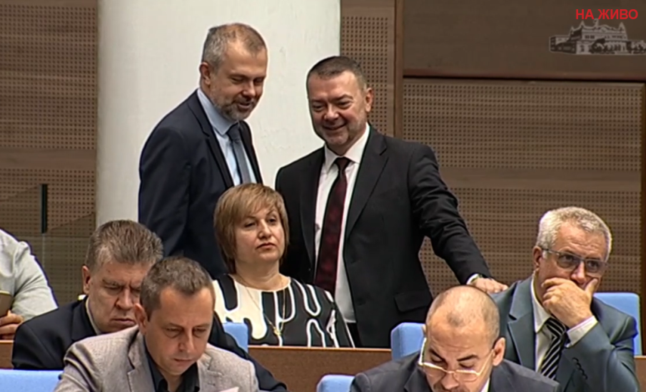 ПЪРВО В ПИК TV! Парламентът избра управител и подуправител на НОИ (НА ЖИВО)