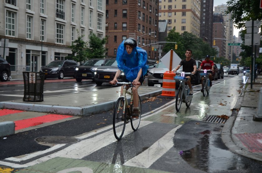 Ню Йорк и Ню Джърси обявиха извънредно положение заради силни летни бури