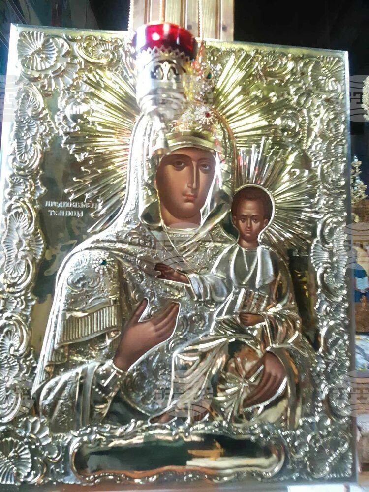 Молитви пред иконата на Пресвета Богородица Акатистна - Предвъзвестителка” за закрила от пожари ще бъдат отправени в Сливенската епархия