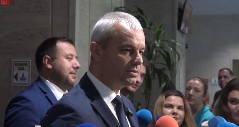 СКАНДАЛ! Копейката Костадинов обезумя, след като МЕЧ и дерибеите на Доган го отсвириха за вот на недоверие - сипе заплахи: Ще подпалим ПИК (ВИДЕО) СКАНДАЛ! Копейката Костадинов обезумя, след като МЕЧ и дерибеите на Доган го отсвириха за вот на недоверие - сипе заплахи: Ще подпалим ПИК (ВИДЕО)