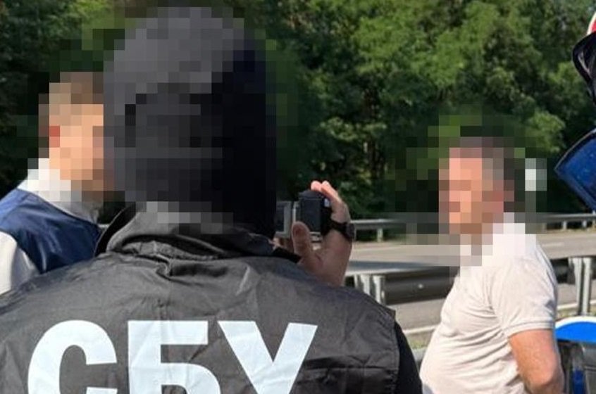 Арестуваха офицер от украинските ВВС, шпионирал за Русия