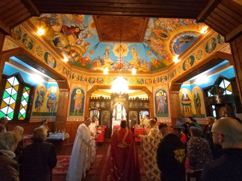 Ето къде отиде Наталия Киселова на днешния празник Преображение Господне (СНИМКИ)