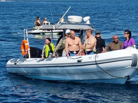 СПУКАХА ЛЬОТЧИКА ОТ БЪЗИК: Владимир Илич Ленин на крайцера Аврора, 2025 г., оцветено