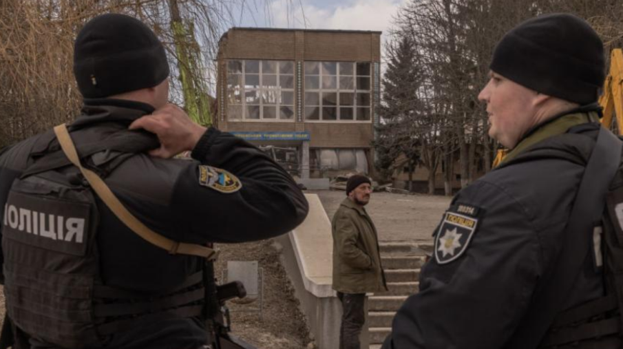 Мъж откри стрелба в заведение в украинския град Черкаси