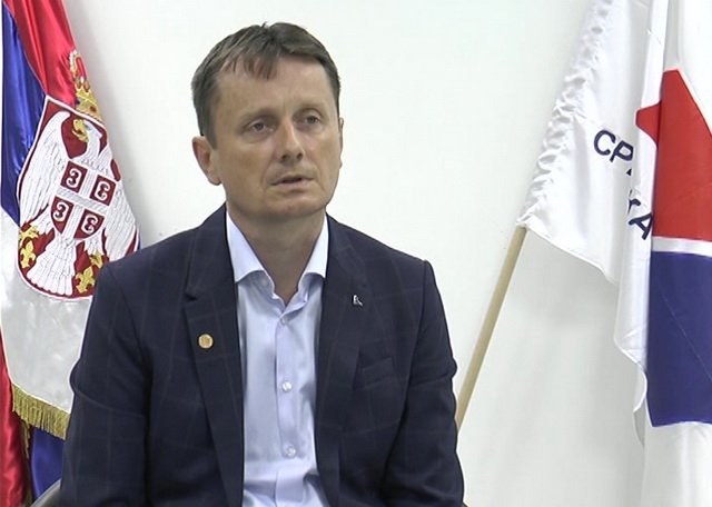 ШОКИРАЩИ КАДРИ: Сръбски министър получи инсулт в ефир (ВИДЕО)