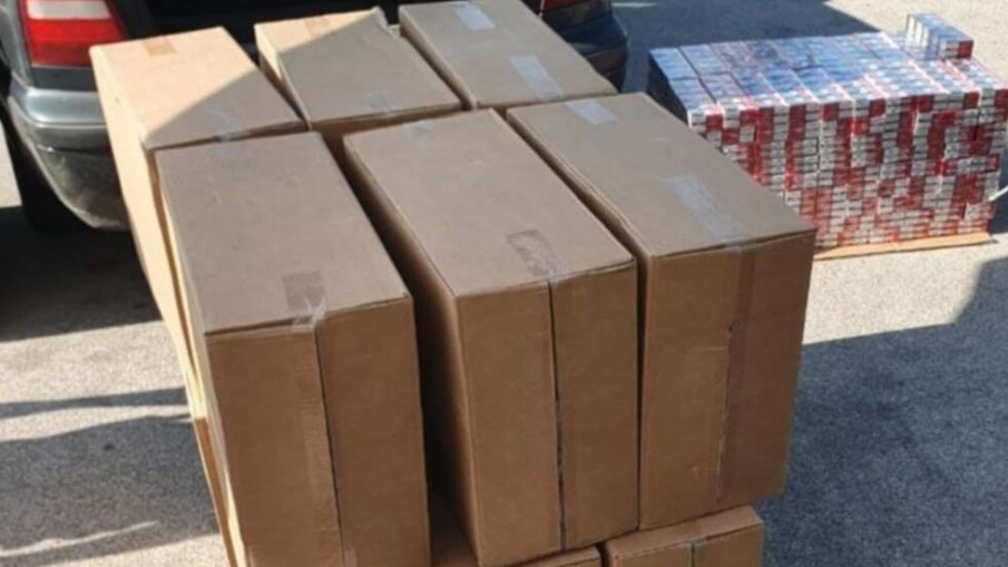 Граничари задържаха мъж с 8 300 кутии цигари без бандерол на Кулата