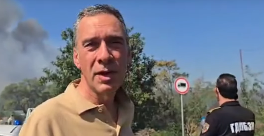 ОТ ПОСЛЕДНИТЕ МИНУТИ! Край Българово става все по-страшно, има пострадали хора, чакат хеликоптер от Крумово