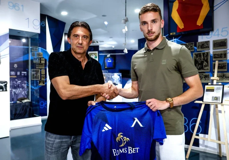 ТРАНСФЕР НА ГЕРЕНА: Левски представи македонски защитник