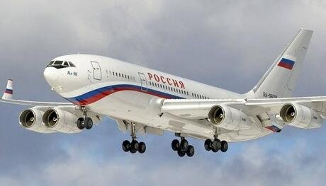 Четири руски самолета излетяха за Аляска в рамките на час - в кой от тях е Путин