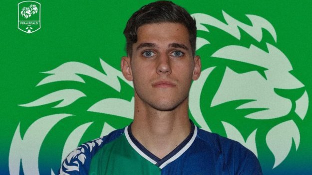 Левски пред подпис със защитник на Фиорентина