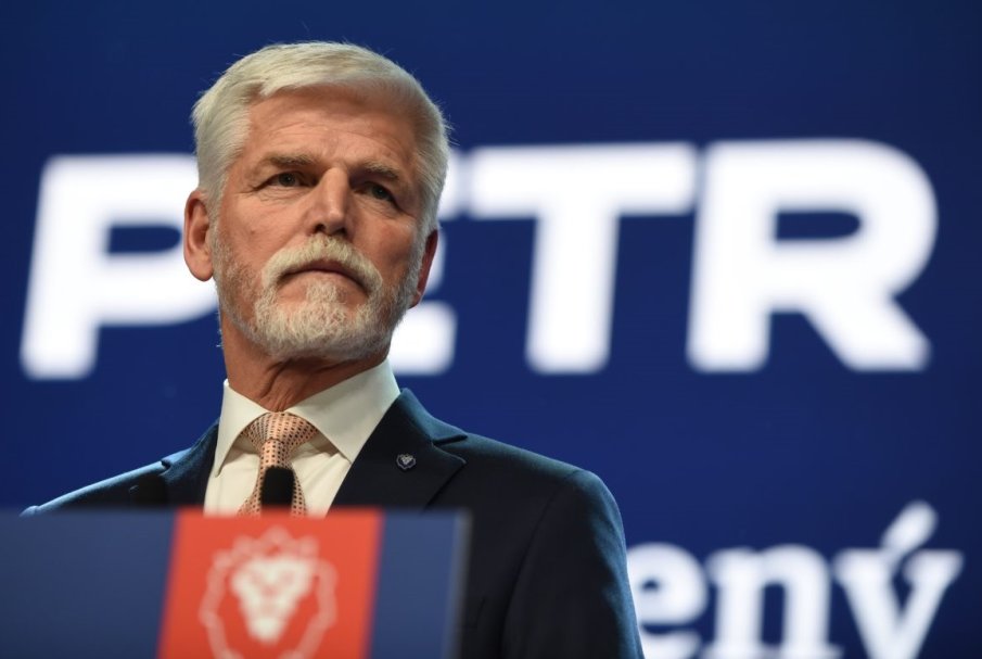 Китай прекъсна всякакви връзки с чешкия президент след негова среща с Далай Лама