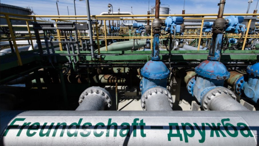 Унгария и Словакия отправиха молба до ЕК да гарантира сигурността на доставките на петрол от Русия