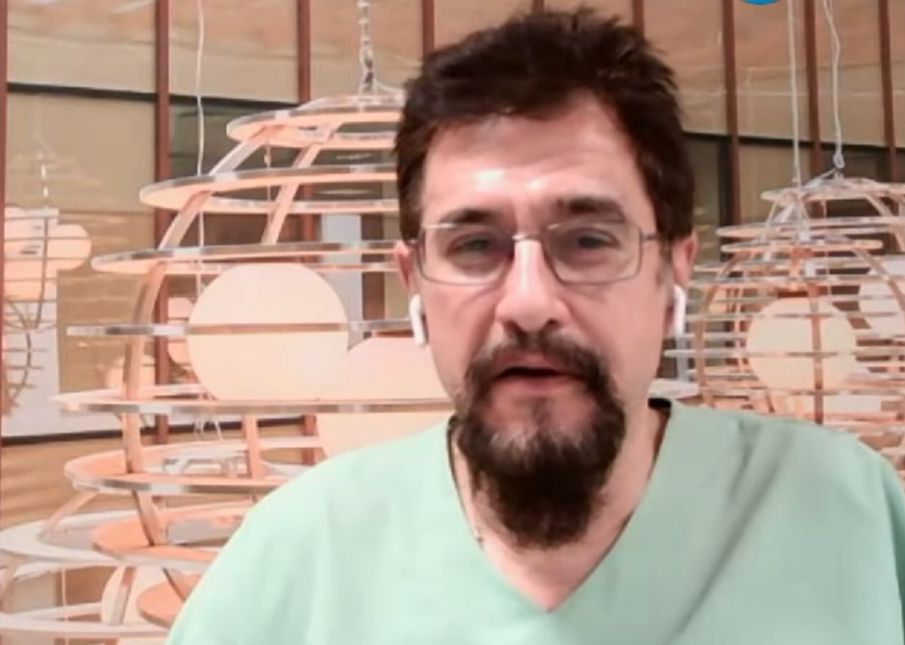 ПОРЕДНА ИЗМАМА: Фейк интервю с лекар по репродуктивна медицина обикаля мрежата