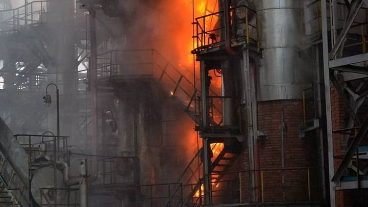 Украина: Ударихме руска петролна рафинерия