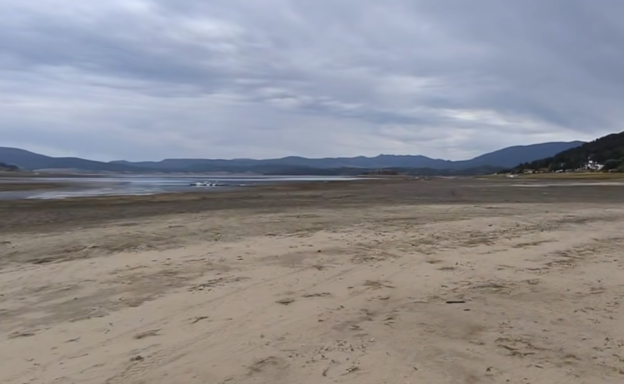 Пресъхна най-красивият язовир в България