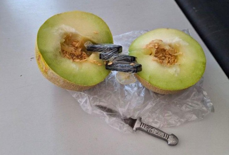 ПЪЛНЕН ПЪПЕШ: Ето как пандизчиите се сдобиват с телефони и наркотици (СНИМКИ)