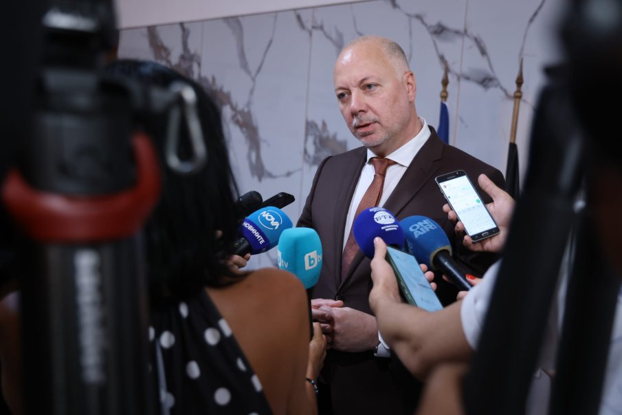 Премиерът Желязков: Правителството се справя достатъчно добре с всички предизвикателства, няма сериозни аргументи за вот на недоверие