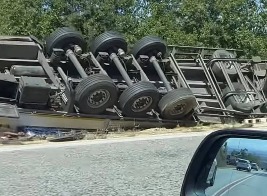 В ОТСЕЧКАТА НА СМЪРТТА: Нова катастрофа по пътя Телиш - Радомирци (СНИМКИ)