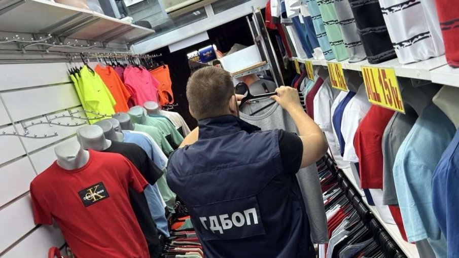 Прокуратурата и ГДБОП - с акция срещу продавачите на фалшиви стоки в Слънчев бряг