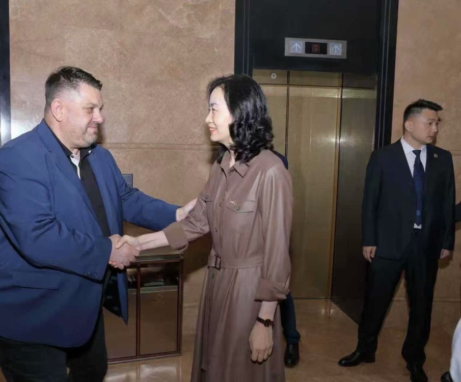 Започна официалното посещение на БСП-ОЛ в Китай  