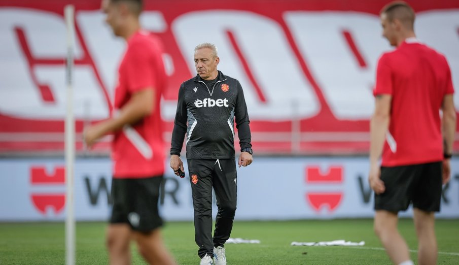 БФС сменя неудачника Илиан Илиев с голямо име