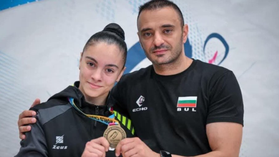 Валентина Георгиева срещу елита на световната гимнастика в Париж