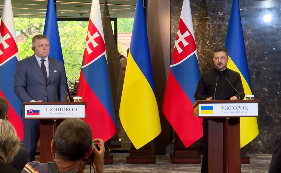 Зеленски и Фицо проведоха първата си двустранна среща в Украйна (ВИДЕО)