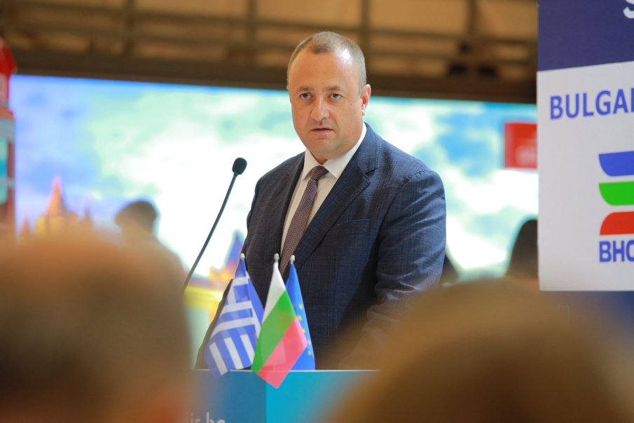 Министър Иван Иванов разпореди проверки в наводнените райони