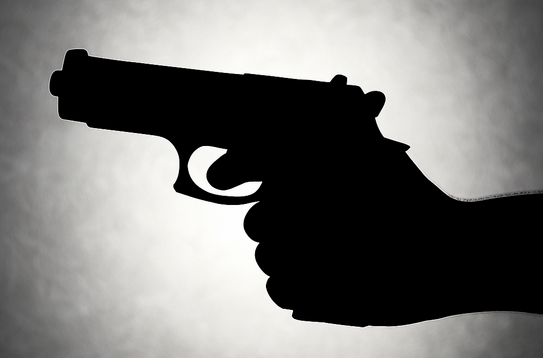 Рецидивист стреля с пистолет след тенекиена катастрофа в Пловдив