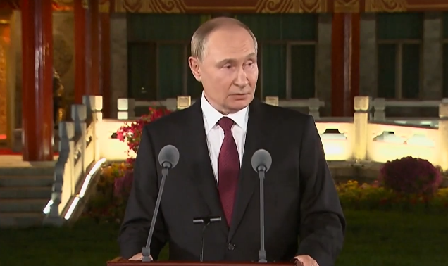 Таймс: Путин управлява Русия от тайни бункери