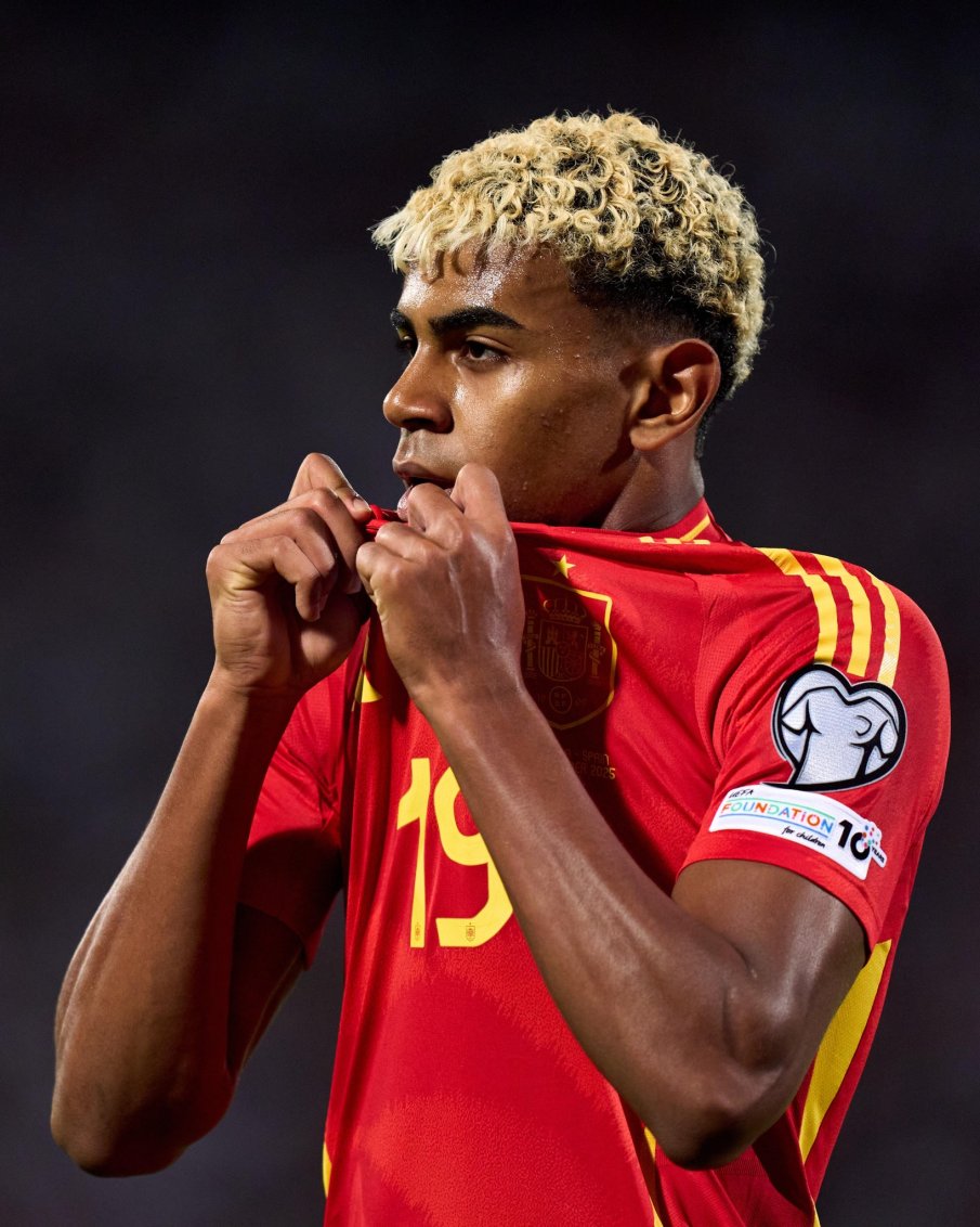 В ТУРЦИЯ: Сериозен проблем застигна Ламин Ямал